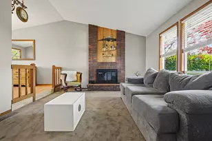 542 NE 14th Ave, Hillsboro, OR 97124 - Photo 9