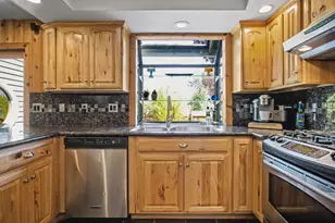 542 NE 14th Ave, Hillsboro, OR 97124 - Photo 17