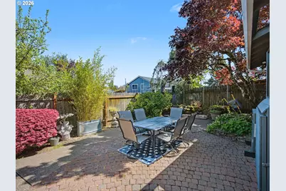 542 NE 14th Ave, Hillsboro, OR 97124 - Photo 43
