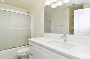 4050 SE 139th Ave, Portland, OR 97236 - Photo 13