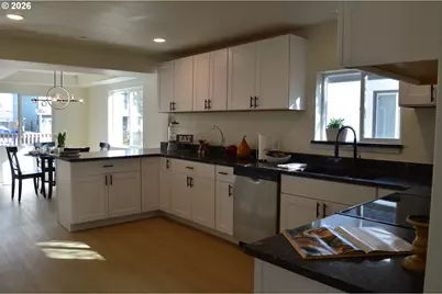 4245 SE 89th Ave, Portland, OR 97266 - Photo 13