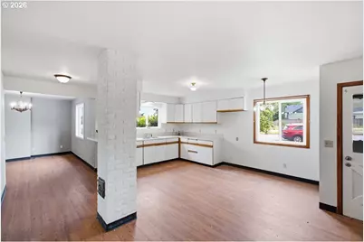 485 N Main St, Mount Angel, OR 97362 - Photo 9