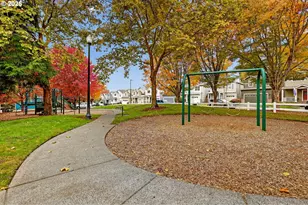 1706 NW 8th Ave, Hillsboro, OR 97124 - Photo 33