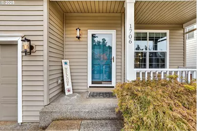 1706 NW 8th Ave, Hillsboro, OR 97124 - Photo 3