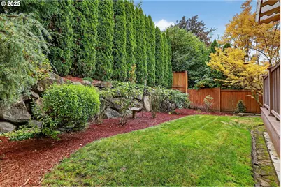 1706 NW 8th Ave, Hillsboro, OR 97124 - Photo 31