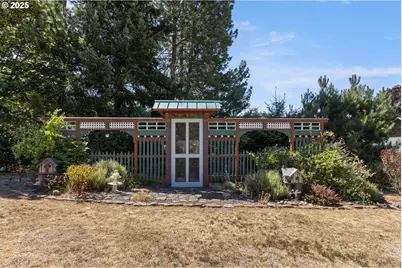479 2nd St, Elkton, OR 97436 - Photo 43