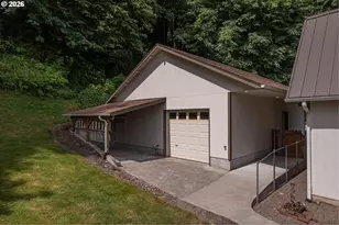 1024 W C St, Rainier, OR 97048 - Photo 37