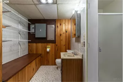 1024 W C St, Rainier, OR 97048 - Photo 27