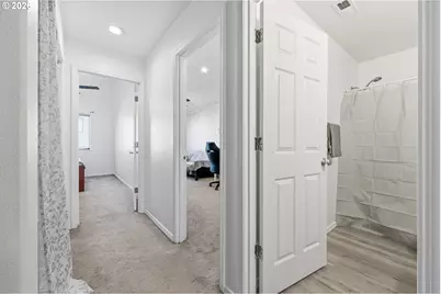 5827 SE 16th Loop, Gresham, OR 97080 - Photo 19