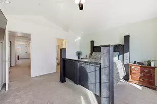 5827 SE 16th Loop, Gresham, OR 97080 - Photo 13