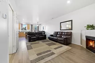 5827 SE 16th Loop, Gresham, OR 97080 - Photo 5