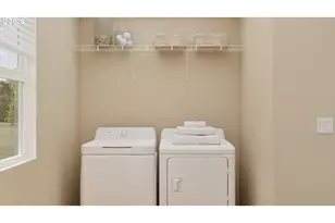 1544 Brown St, Woodburn, OR 97071 - Photo 21