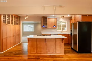 8612 NE Clackamas St, Portland, OR 97220 - Photo 13