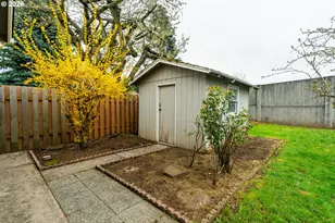 8612 NE Clackamas St, Portland, OR 97220 - Photo 43