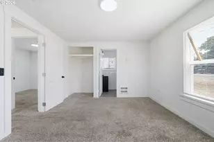 595 S 47th St, Springfield, OR 97478 - Photo 21