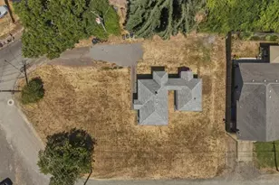 595 S 47th St, Springfield, OR 97478 - Photo 27