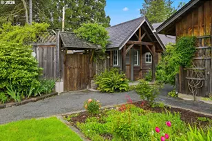 394 Cherry Dr, Eugene, OR 97401 - Photo 5