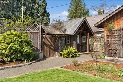 394 Cherry Dr, Eugene, OR 97401 - Photo 37