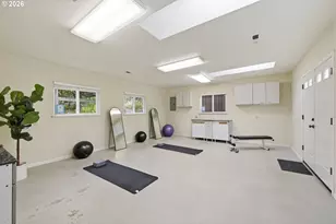 394 Cherry Dr, Eugene, OR 97401 - Photo 21