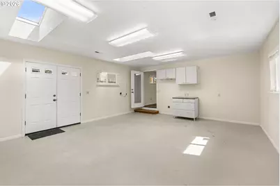 394 Cherry Dr, Eugene, OR 97401 - Photo 19