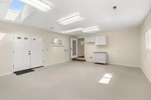 394 Cherry Dr, Eugene, OR 97401 - Photo 31