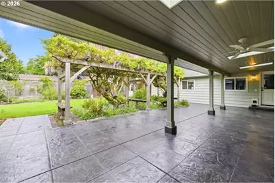 394 Cherry Dr, Eugene, OR 97401 - Photo 33