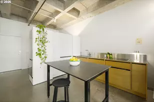 900 NE 81st Ave, Portland, OR 97213 - Photo 13