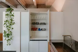 900 NE 81st Ave, Portland, OR 97213 - Photo 11