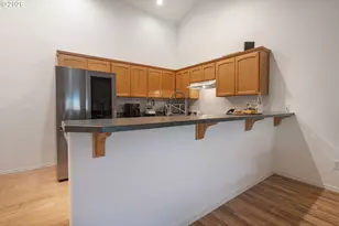 2443 SW Taylor Dr, McMinnville, OR 97128 - Photo 9