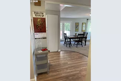 704 NW 4th St, Pendleton, OR 97801 - Photo 5