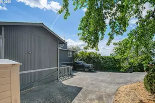 704 NW 4th St, Pendleton, OR 97801 - Photo 13