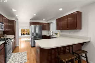 13235 SW Barberry Dr, Beaverton, OR 97008 - Photo 7