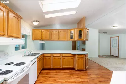 4055 Royal Ave #69, Eugene, OR 97402 - Photo 11