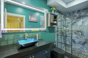 400 NE 100th Ave, Portland, OR 97220 - Photo 13