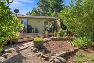 607 Glenbrook Cir, Florence, OR 97439 - Photo 25