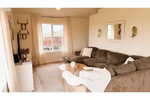 958 Smith St, Harrisburg, OR 97446 - Photo 9