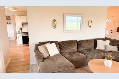 958 Smith St, Harrisburg, OR 97446 - Photo 11