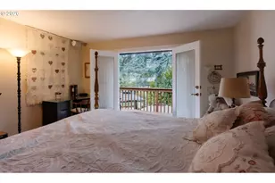 18040 Royce Way, Lake Oswego, OR 97034 - Photo 17