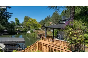 18040 Royce Way, Lake Oswego, OR 97034 - Photo 33