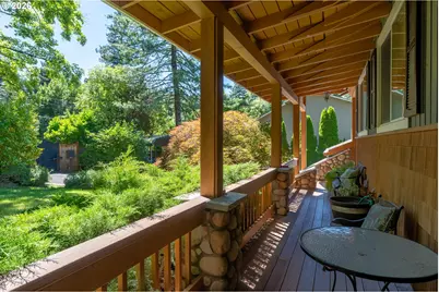 18040 Royce Way, Lake Oswego, OR 97034 - Photo 3