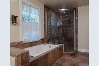18040 Royce Way, Lake Oswego, OR 97034 - Photo 21