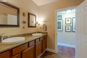 18040 Royce Way, Lake Oswego, OR 97034 - Photo 33