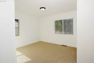 8715 NE Clackamas St, Portland, OR 97220 - Photo 11