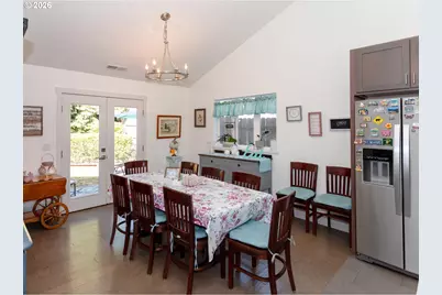 1496 S 57th St, Springfield, OR 97478 - Photo 15