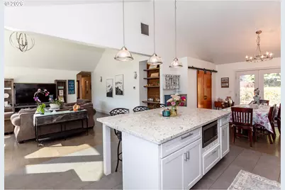 1496 S 57th St, Springfield, OR 97478 - Photo 13