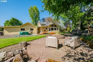27536 Pearl St, Brownsville, OR 97327 - Photo 41
