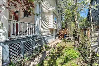 1815 SE Alder St, Portland, OR 97214 - Photo 39