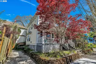 1815 SE Alder St, Portland, OR 97214 - Photo 3