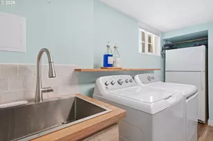 17717 Northeast Pacific Street, Portland, OR 97230 - Photo 29