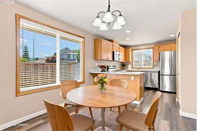 13010 NE 38th St, Vancouver, WA 98682 - Photo 9